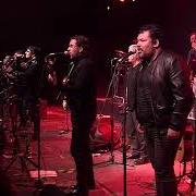 Il testo TARANTELLA degli INTI-ILLIMANI è presente anche nell'album Conciertos italia'92 (1992)
