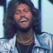 Il testo LIFE GOES ON dei BEE GEES è presente anche nell'album Staying alive (1983)