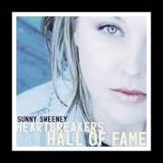 Il testo HERE LATELY di SUNNY SWEENEY è presente anche nell'album Heartbreaker's hall of fame (2007)