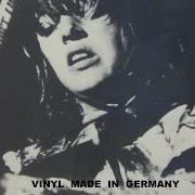 Il testo MICHAEL di SUZI QUATRO è presente anche nell'album Your mamma won't like me (1975)