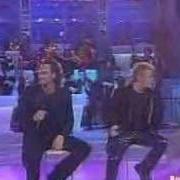Il testo BUONANOTTE di BIAGIO ANTONACCI è presente anche nell'album Sono cose che capitano (1989)