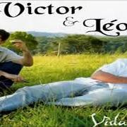 Il testo DEUS E EU NO SERTÃO di VICTOR & LEO è presente anche nell'album Vida boa (2004)