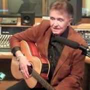 Il testo FINE LINE di BILL ANDERSON è presente anche nell'album A lot of things different