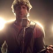 Il testo WE ARE TONIGHT di BILLY CURRINGTON è presente anche nell'album We are tonight (2013)