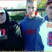 Il testo LEGENDARY LYRICALZ PUNCHLINERZ degli ONEMIC è presente anche nell'album Sotto la cintura (2005)