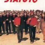 Il testo CHI È RIBELLE NON CAMBIA MAI degli STATUTO è presente anche nell'album E' tornato garibaldi (1993)