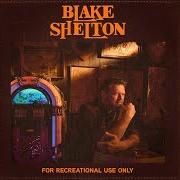 Il testo LIFE'S BEEN COMIN' TOO FAST di BLAKE SHELTON è presente anche nell'album For recreational use only (2025)