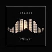 Il testo TUM RAKAK di DELUXE è presente anche nell'album Stachelight (2015)