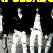 Il testo LO MEJOR DEL ROCK AND ROLL degli EXPULSADOS è presente anche nell'album Expulsados (1999)
