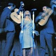 Il testo ONE KIND FAVOR di PETER, PAUL & MARY è presente anche nell'album In concert (1964)