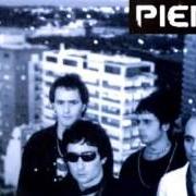 Il testo AL FILO DEL PELIGRO dei PIER è presente anche nell'album Seguir latiendo (2004)