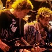 Il testo SLOW TRAIN di BOB DYLAN è presente anche nell'album Dylan & the dead (1988)