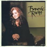 Il testo LOVE SNEAKIN' UP ON YOU di BONNIE RAITT è presente anche nell'album Longing in their hearts