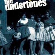 Il testo LISTENING IN degli UNDERTONES è presente anche nell'album The undertones (1979)