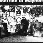 Il testo DARKNESS & A BOTTLE TO HOLD di GG ALLIN è presente anche nell'album Doctrine of mayhem (1990)