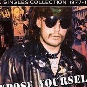 Il testo HANGING OUT WITH JIM di GG ALLIN è presente anche nell'album Expose yourself to kids - ep (1988)