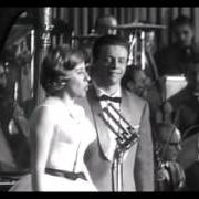 Il testo PIOVE (CIAO, CIAO, BAMBINA) - DOMENICO MODUGNO, JOHNNY DORELLI di SANREMO 1959 è presente anche nell'album Sanremo 1959