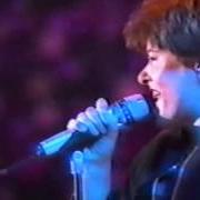 Il testo QUELLO CHE LE DONNE NON DICONO - FIORELLA MANNOIA di SANREMO 1987 è presente anche nell'album Sanremo 1987