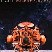 Il testo BIRD WITH A BROKEN WING di OWL CITY è presente anche nell'album Mobile orchestra (2015)