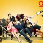 Il testo BLAME IT (ON THE ALCOHOL) di GLEE CAST è presente anche nell'album Glee: the music, dance party (2011)