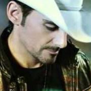 Il testo DON'T DRINK THE WATER di BRAD PAISLEY è presente anche nell'album This is country music (2011)