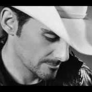 Il testo I WISH YOU'D STAY di BRAD PAISLEY è presente anche nell'album Part ii (2001)