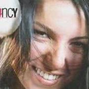 Il testo GUERRA 'E CORE dei NANCY è presente anche nell'album Guerra 'e core (2006)