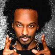 Il testo IS ANYBODY OUT THERE? di K'NAAN è presente anche nell'album More beautiful than silence (2012)