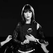 Il testo TEARDROPS ON MY PILLOW delle DUM DUM GIRLS è presente anche nell'album Only in dreams (2011)