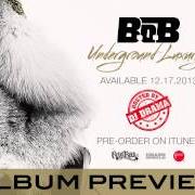 Il testo WIDE OPEN di B.O.B è presente anche nell'album Underground luxury (2013)