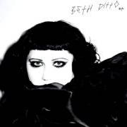 Il testo I WROTE THE BOOK di BETH DITTO è presente anche nell'album Beth ditto ep