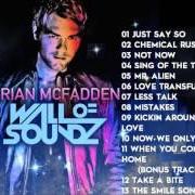 Il testo MR. ALIEN di BRIAN MCFADDEN è presente anche nell'album Wall of soundz (2010)