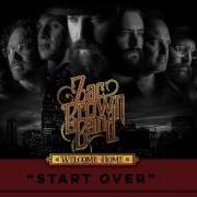 Il testo FAMILY TABLE degli ZAC BROWN BAND è presente anche nell'album Welcome home (2017)