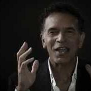 Il testo THE BEST IS YET TO COME di BRIAN STOKES MITCHELL è presente anche nell'album Brian stokes mitchell (2006)