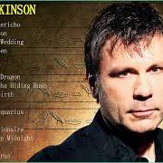 Il testo DARKNESS BE MY FRIEND di BRUCE DICKINSON è presente anche nell'album Best of bruce (2001)