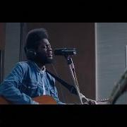 Il testo BLACK MAN IN A WHITE WORLD di MICHAEL KIWANUKA è presente anche nell'album Love & hate (2016)