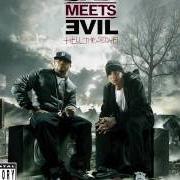 Il testo LIVING PROOF dei BAD MEETS EVIL è presente anche nell'album Hell: the sequel (2011)