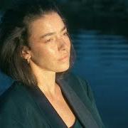 Il testo TRAURIG X GLÜCKLICH di FRIDA GOLD è presente anche nell'album Morgenrot (2026)