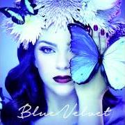 Il testo BLUE di CAROLINE COSTA è presente anche nell'album Blue (2015)