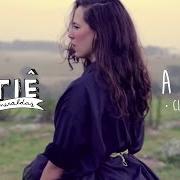 Il testo A NOITE di TIÊ è presente anche nell'album A noite (2015)