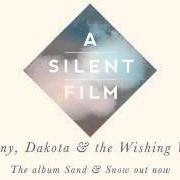Il testo RUSTLE OF THE STARS di A SILENT FILM è presente anche nell'album Sand & snow (2012)