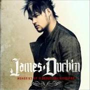 Il testo STAND UP di JAMES DURBIN è presente anche nell'album Memories of a beautiful disaster (2011)