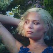 Il testo SUMMER FLING di NINA NESBITT è presente anche nell'album Summer fling (2021)