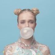 Il testo REAL LOVE di FLORRIE è presente anche nell'album Too young to remember (2015)