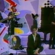 Il testo TRICKS OF MIND dei MARC SEBERG è presente anche nell'album Marc seberg 83 (1983)