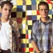 Il testo DRENCHED dei CALEXICO è presente anche nell'album Hot rail (2000)