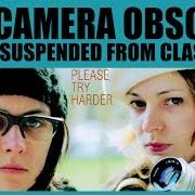 Il testo UNDERACHIEVERS PLEASE TRY HARDER dei CAMERA OBSCURA è presente anche nell'album Underachievers please try harder (2003)