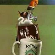 Il testo ARTHUR dei THE KINKS è presente anche nell'album Arthur (or the decline and fall of the british empire) (1969)