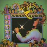 Il testo BRAINWASHED dei THE KINKS è presente anche nell'album Everybody's in show-biz (1972)