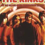 Il testo VILLAGE GREEN dei THE KINKS è presente anche nell'album Village green preservation society (1968)